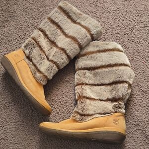 Timberland Tan and Cream Faux Fur Leather/suede Winter Boots💫